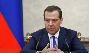 Медведев честити на Борисов 3 март с писмо