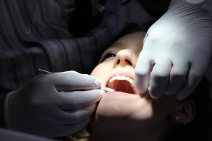 1 милион българи оцеляват без зъби