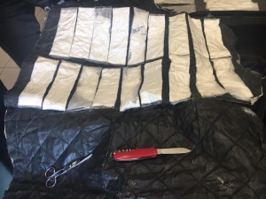 3 кг кокаин откриха митнически служители в багажа на пътник на ГКПП Калотина