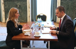Министър Ангелкова на среща с румънския си колега Богдан Триф: Румъния е първи пазар за входящ  туризъм на България
