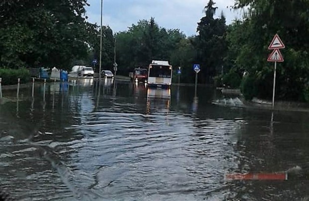 Бургас и Камено получават над 4,3 млн. лв. за справяне с наводнение
