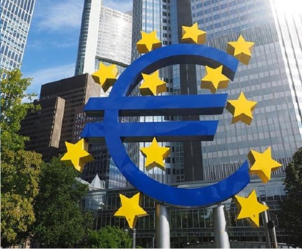 Канят ни в чакалнята за еврото това лято