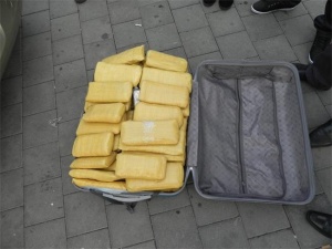 Сръбски граничари хванаха нашенец с 22 кила хероин