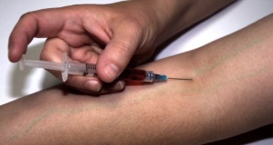Около 1 млн. българи мислят, че ваксините са част от световна конспирация