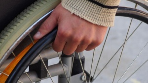 Хора с увреждания сигнализират за проблеми при подаването на документи за личен асистент