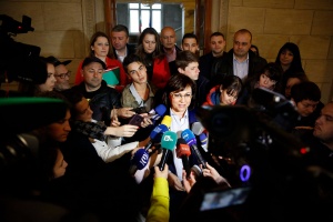 Корнелия Нинова: Да сложим начало на промяната за България на 26- ти май