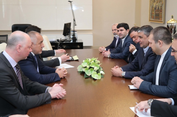 Бойко Борисов се срещна с министъра на пътищата  и градоустройството на Иран Мохаммад Еслами