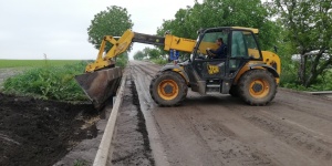 АПИ разчиства калните маси на третокласната пътна мрежа във Велико Търново
