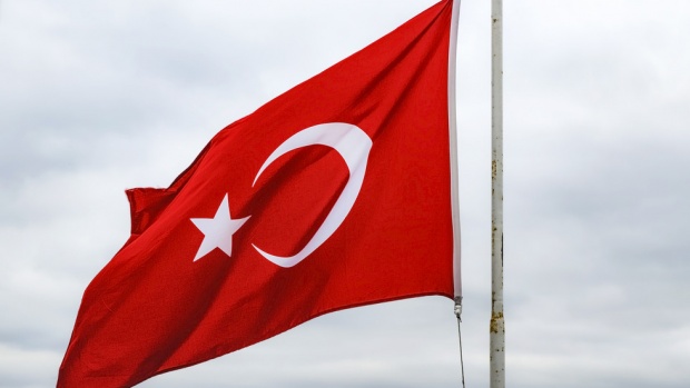 Турция бомбардира Северен Ирак