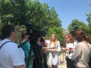 Ангелкова: Мобилни екипи на Министерството на туризма инспектират всички плажове