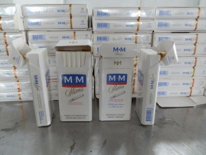 Спипаха 1400 кутии цигари в тайник на лек автомобил с българска регистрация