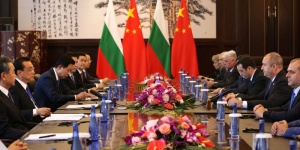 Радев представи на среща с министър-председателят на Китай Ли Къцян предложение за повече прагматизъм в двустранните отношения