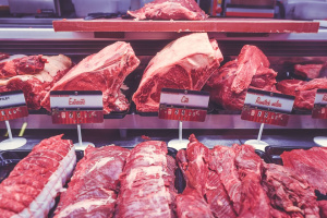 Гърция забрани вноса на свинско месо от България