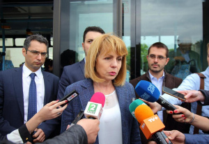 Фандъкова все още не е решила дали ще се кандидатира за кмет