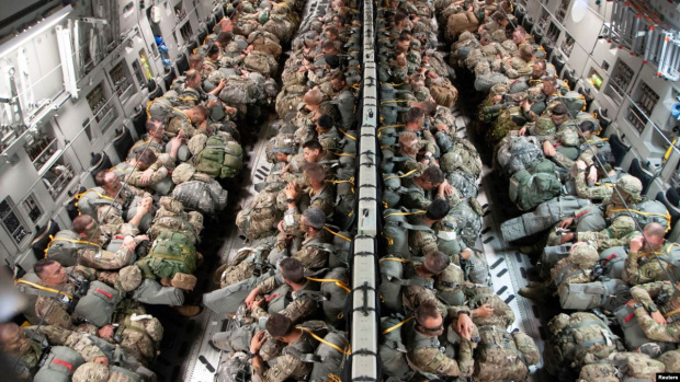 САЩ намери елегантен начин да доближи 50 000 войници до Русия