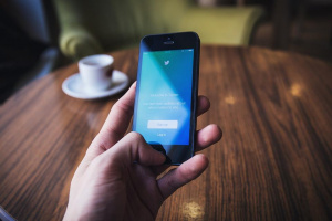 Twitter изтри акаунти в цял свят заради публикуване на фалшиви новини