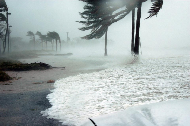 Бахамските острови се следващата „жертва“ на ураганът „Дориан“