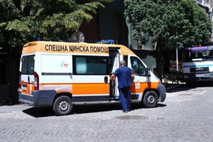Още 3 деца от семейството на починалия от натравяне Стефчо са в болница, майката с шокираща изповед