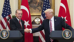 Тръмп иска 100 милиарда долара от Ердоган и Турция ще се спаси от санкции