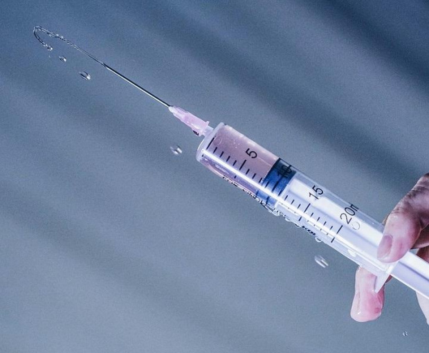 Германия направи ваксинирането задължително