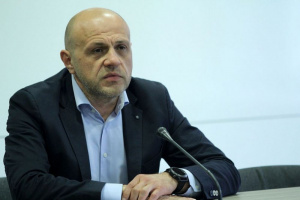 Томислав Дончев: Борисов няма да върне Бисер Петков на министерско кресло