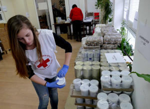 БЧК почва да раздава храни в най-големия пловдивски квартал