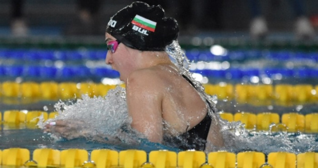 Страхотната тийнейджърка Диана Петкова подобри брадясал рекорд на златната Таня Богомилова