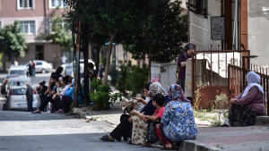 Нараства броят на жертвите след земетресението в Елазъг