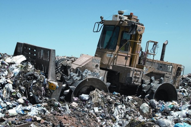 Алармират за опасни отпадъци от чужбина в ямболско село