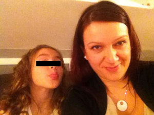 Дъщерята на Ицо Хазарта съди майка си заради психически тормоз