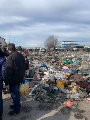 Пловдив или Бомбай? Огромно сметище изникна край КАТ под тепетата (СНИМКИ)