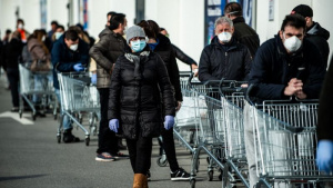В Солун настана паника след първия случай на коронавирус! Магазините се изпразват, отменят карнавали