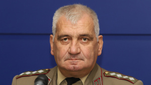 България загуби мъж на честта и боец! Началникът на отбраната ген. Андрей Боцев почина на 60