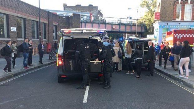 Мъж нападна минувачи в Лоднон, терористина атака е, смята полицията (ОБНОВЕНА)