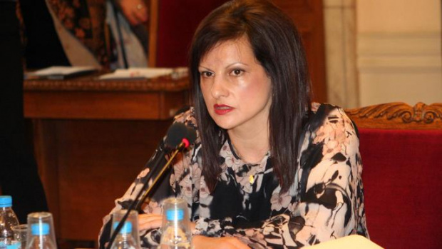 Дариткова: Войната между институциите не я започнахме ние