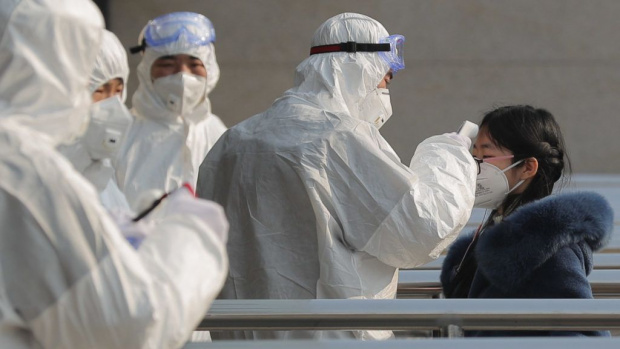 1/3 от хората по света са застрашени от коронавируса! Китай лекува по нов метод