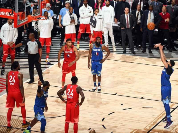(ВИДЕО) Невъобразимо шоу в Мача на звездите в НБА