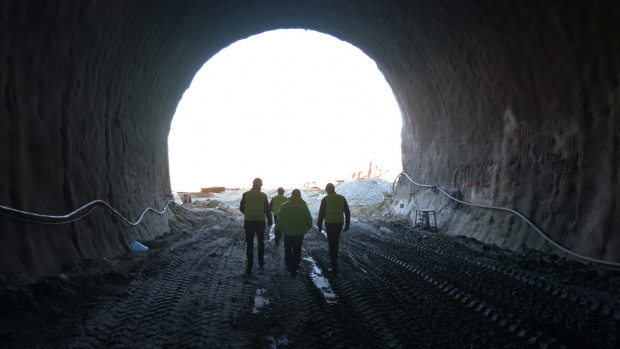 Прокопани са първите 400 м от тунел „Железница“ на АМ „Струма“