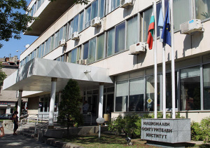 Министър Сачева: Няма заплаха за бюджета на НОИ от болничните за коронавирус