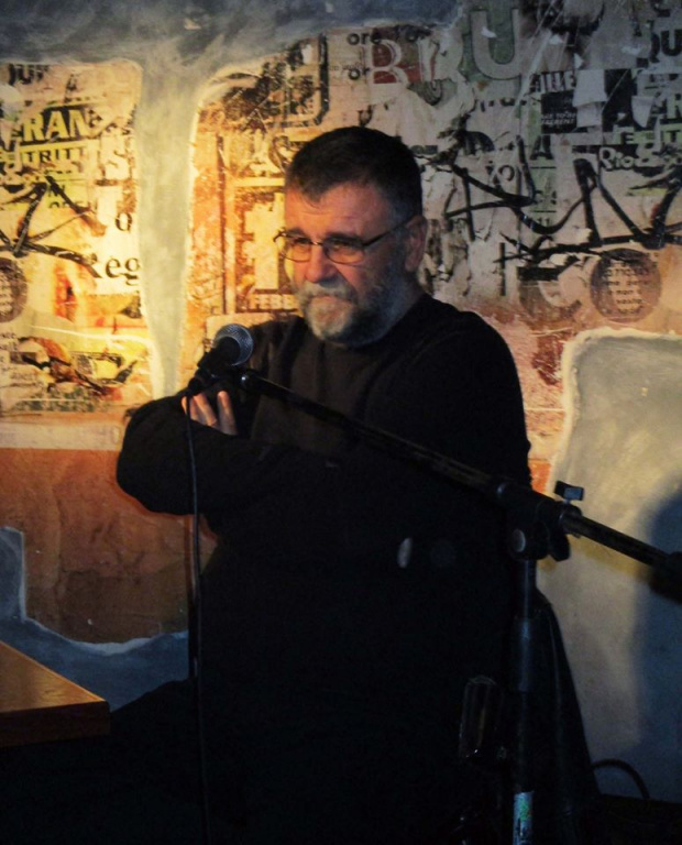 СНИМКА Писателят Христо Стоянов попиля актьорите в България заради вируса и безотговорността им