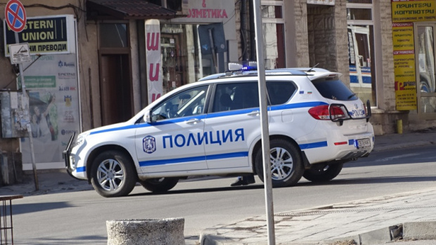 В Кюстендил: Пиян ром на 50 г. уби от бой жена си - българка, която била с 20 г. по млада