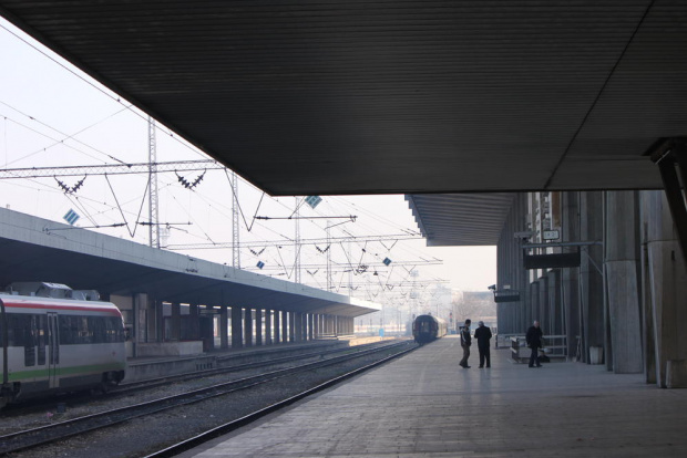 Нормализирано е движението на влаковете от Централна гара София