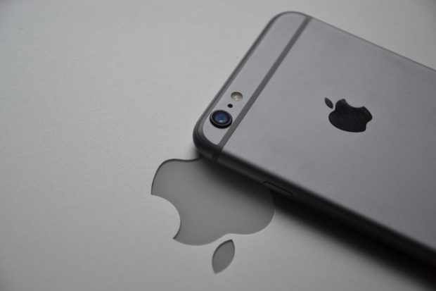 Apple: Няма да дадем на властите в САЩ постоянен достъп до смартфони, таблети и т.н.