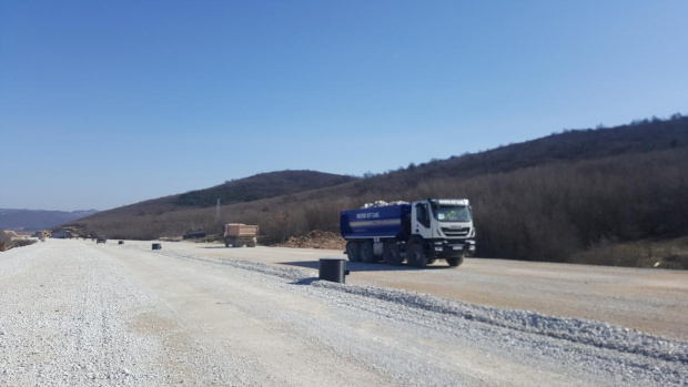 Модернизацията на пътя Мездра-Ботевград отклонява трафика през Искърското дефиле и „Петрохан“