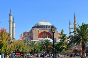 Световният съвет на църквите иска Ердоган да не прави от „Св.София“ джамия