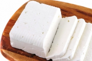 Новите US мита няма да ударят износа ни на овче сирене