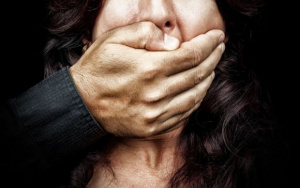 Изнасилвач рецидивист излезе от затвора и пак блудства с баба в Пазарджишко