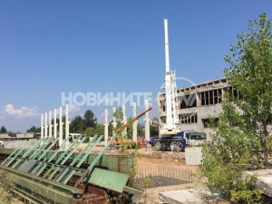 Двама строителни работници паднаха от вишка в Кремиковци и загинаха