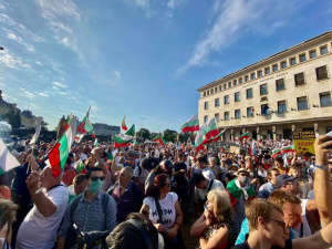 „Тренд“: 62% от българите подкрепят протестите срещу правителството