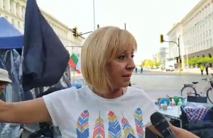 Манолова: Ще се завихри торнадо от социални протести, защото бизнесът е оставен на произвола